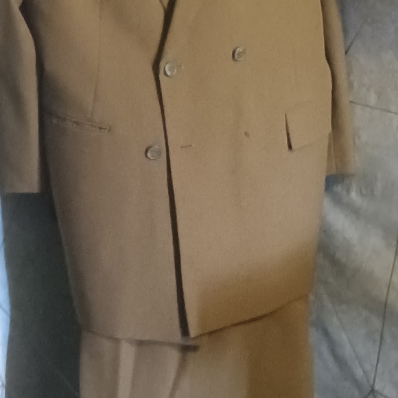 Olive green men's to piece set jacket and Coke - Picture 4 of 4